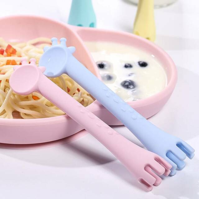 Baby Giraffe Training Spoon/Fork/Teether - 5 Piece Pack