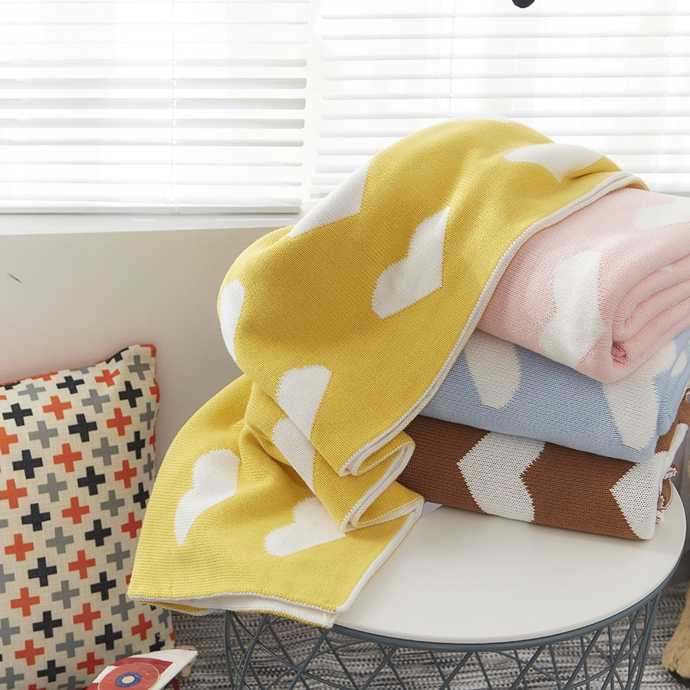 Luxurious Soft Knitted Cotton Blanket - Hearts